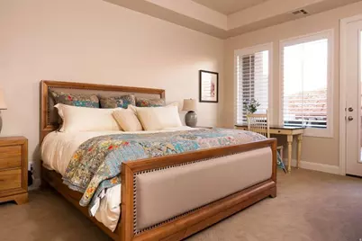 2063 N Coral Ridge Dr, Washington, UT 84780 - Photo 11