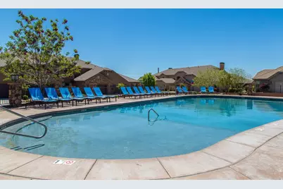 2063 N Coral Ridge Dr, Washington, UT 84780 - Photo 21