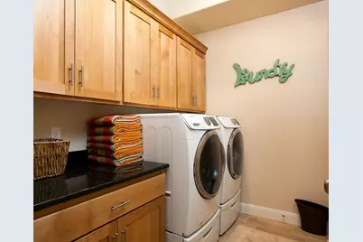 2063 N Coral Ridge Dr, Washington, UT 84780 - Photo 13