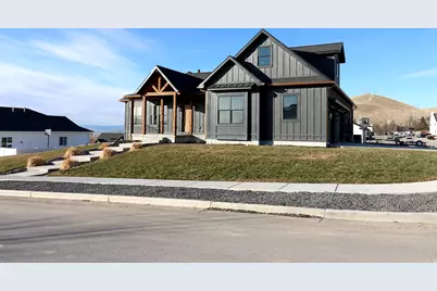 1087 E 160 N, Hyde Park, UT 84318 - Photo 1