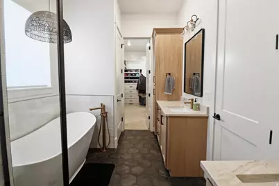 1087 E 160 N, Hyde Park, UT 84318 - Photo 11