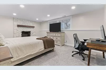 1156 N Cherrywood Dr E, Layton, UT 84040 - Photo 19