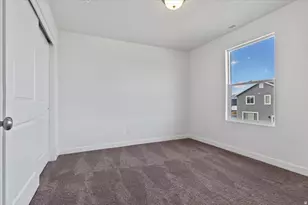 1554 E Pheasant Rd, Eagle Mountain, UT 84005 - Photo 17