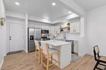 10637 S Oquirrh Lake Rd, South Jordan, UT 84009 - Photo 15