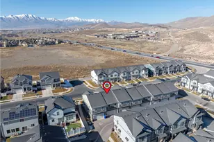 9340 N Vernham Ln E, Eagle Mountain, UT 84005 - Photo 33