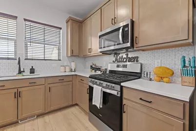 9340 N Vernham Ln E #207, Eagle Mountain, UT 84005 - Photo 11