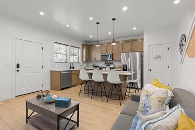 9340 N Vernham Ln E #207, Eagle Mountain, UT 84005 - Photo 7