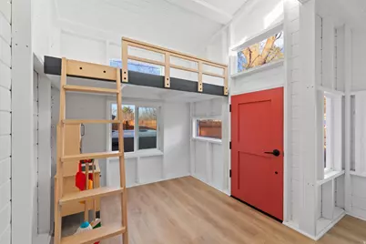 1611 E Deauville Ave S, Murray, UT 84121 - Photo 43