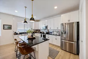 15196 S Wild Horse Wy, Bluffdale, UT 84065 - Photo 9