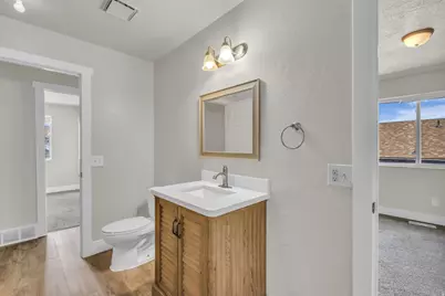 4678 W 3100 S, West Valley, UT 84120 - Photo 27