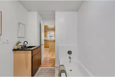 611 W Beynon Ct, Midvale, UT 84047 - Photo 9