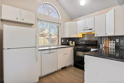 1353 W Ocean Ct, Taylorsville, UT 84123 - Photo 5