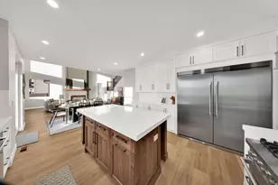 11710 S Myers Park Ln W, Riverton, UT 84065 - Photo 17