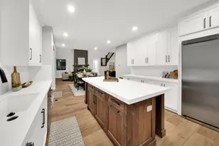 11710 S Myers Park Ln W, Riverton, UT 84065 - Photo 17