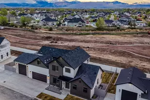 11710 S Myers Park Ln W, Riverton, UT 84065 - Photo 57