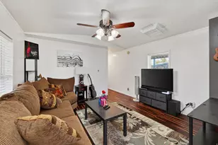 935 E 3000 N, Layton, UT 84040 - Photo 5