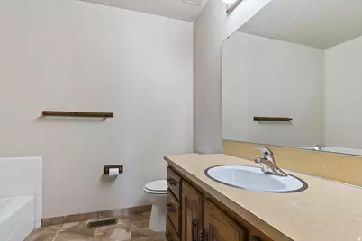 3369 N 250 W, North Ogden, UT 84414 - Photo 15