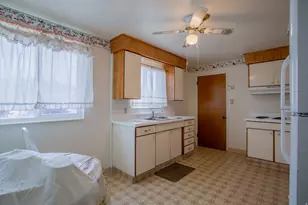 332 N 300 W, Bountiful, UT 84010 - Photo 13