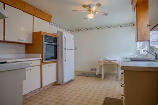 332 N 300 W, Bountiful, UT 84010 - Photo 7
