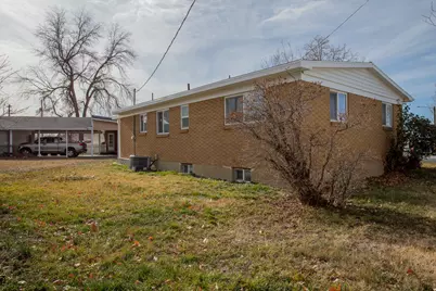 332 N 300 W, Bountiful, UT 84010 - Photo 23