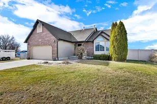 5585 S 6950 W, Hooper, UT 84315 - Photo 35