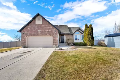 5585 S 6950 W, Hooper, UT 84315 - Photo 1