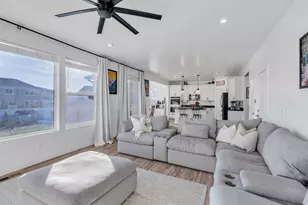 7940 N Seattle Slew Rd, Eagle Mountain, UT 84005 - Photo 9