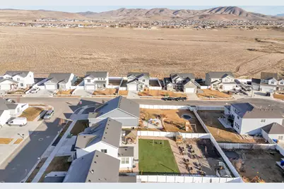 7940 N Seattle Slew Rd, Eagle Mountain, UT 84005 - Photo 47