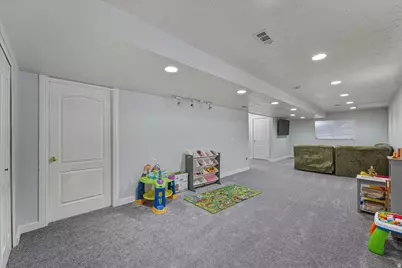 472 E 1420 N, Tooele, UT 84074 - Photo 17