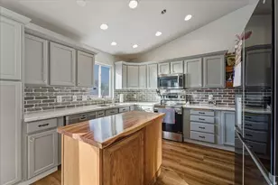 472 E 1420 N, Tooele, UT 84074 - Photo 5