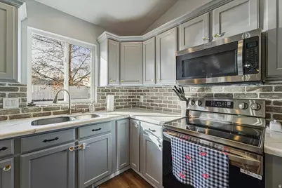 472 E 1420 N, Tooele, UT 84074 - Photo 3