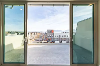 11082 S Lake Run Rd W, South Jordan, UT 84009 - Photo 37