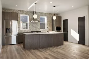 597 E Savvy Cv, Salt Lake City, UT 84107 - Photo 3