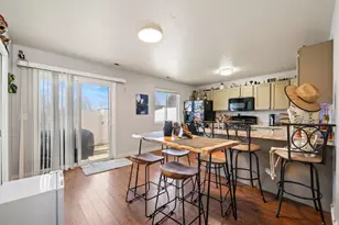 179 W 2525 N, Harrisville, UT 84414 - Photo 7