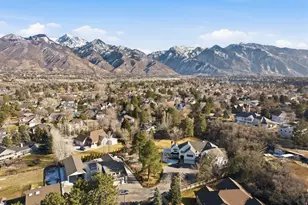 2152 E Crk Rd, Sandy, UT 84093 - Photo 3