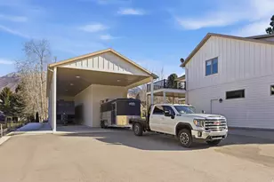 2152 E Crk Rd, Sandy, UT 84093 - Photo 131