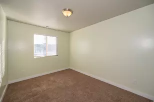 4088 E Oakland Hills Dr, Eagle Mountain, UT 84005 - Photo 27