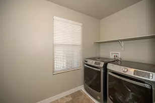 4088 E Oakland Hills Dr, Eagle Mountain, UT 84005 - Photo 31