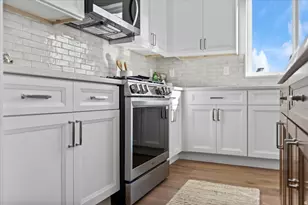 6080 W McLaren Ln, West Valley, UT 84128 - Photo 3