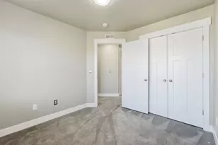 4265 S Haven Park Way, Holladay, UT 84124 - Photo 17