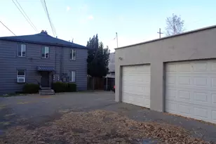 717 S 900 E, Salt Lake City, UT 84102 - Photo 9