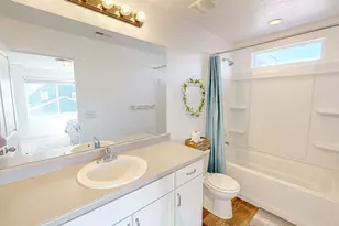 32 E Harmony Ct, Saratoga Springs, UT 84045 - Photo 11