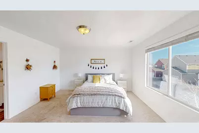 32 E Harmony Ct, Saratoga Springs, UT 84045 - Photo 9