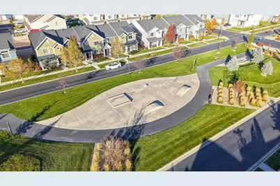 32 E Harmony Ct, Saratoga Springs, UT 84045 - Photo 33