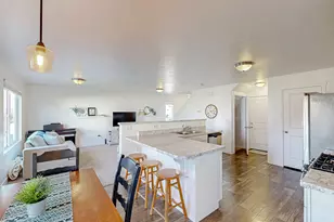 32 E Harmony Ct, Saratoga Springs, UT 84045 - Photo 3