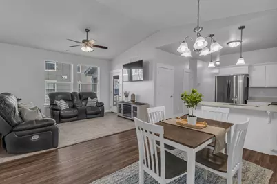 1806 W Newcastle Ln #301, Saratoga Springs, UT 84045 - Photo 7