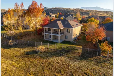 9225 N Mount Airey Dr, Eagle Mountain, UT 84005 - Photo 51