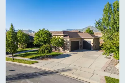 9225 N Mount Airey Dr, Eagle Mountain, UT 84005 - Photo 3