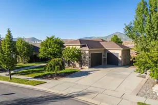 9225 N Mount Airey Dr, Eagle Mountain, UT 84005 - Photo 3