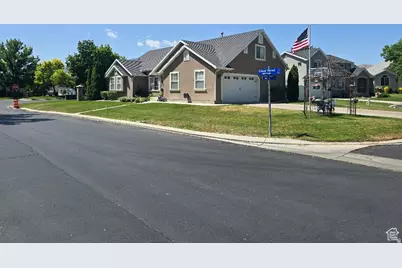 969 S Cove Rd, Saratoga Springs, UT 84045 - Photo 3